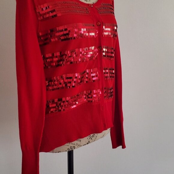 Red Long Sleeve Winter Sweater. 🌴 - Picture 7 of 8